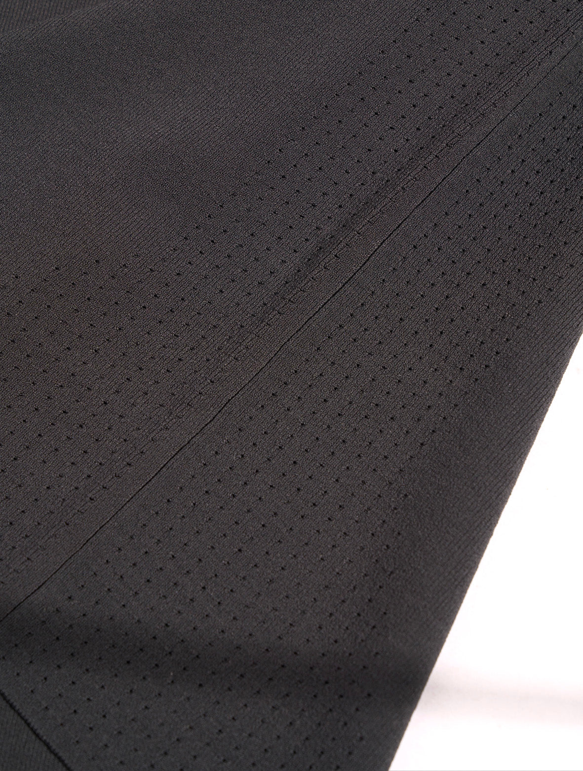 Axis Polo-6